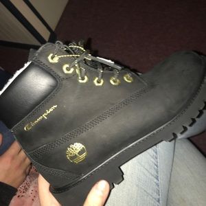 BLACK AND GOLD CHAMPION TIMBERLANDS🌪
